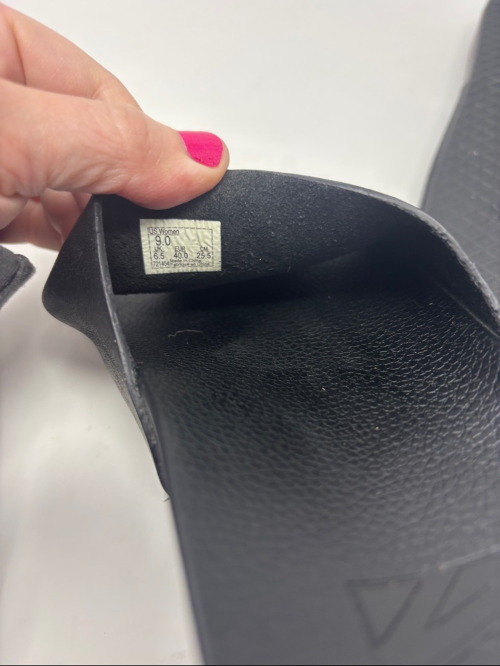 Vans | 9 Black Slide Sandals - Minimal Slip-On - Picture 4 of 4